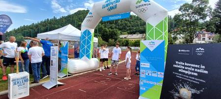 sprejem slovenske olimpijske bakle v Postojni (2)